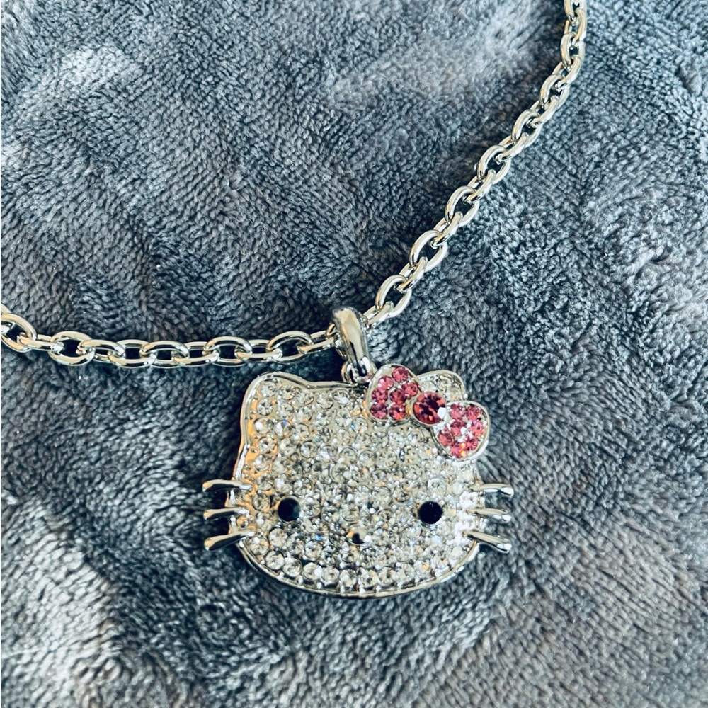 Hello Kitty Jewelry set - Picture 4 of 5